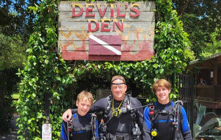 Devil's Den Group Photo